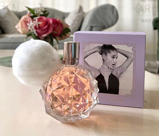 Ariana Grande Ari Eau de Parfum - Fragancia floral Gourmand para mujer